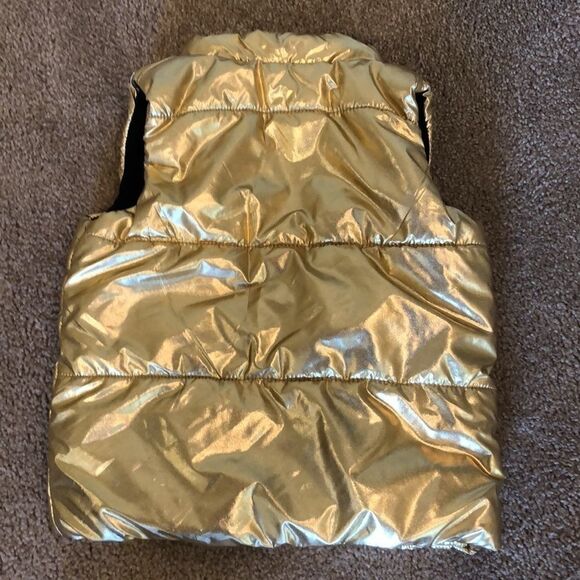 Juicy Couture shiny gold baby puffer vest - Picture 4 of 10